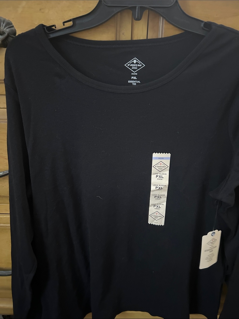 St. John's Bay Black Long-Sleeve Crew Neck Tee